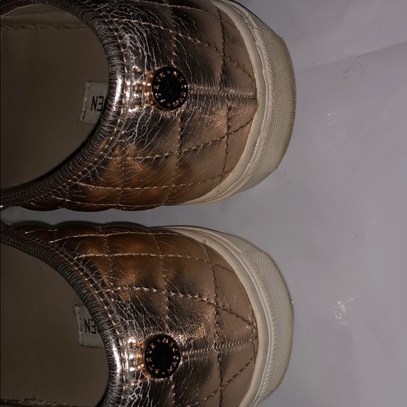 Rose Gold STEVE MADDEN Slip Ons Sz 7.5 - Picture 5 of 6